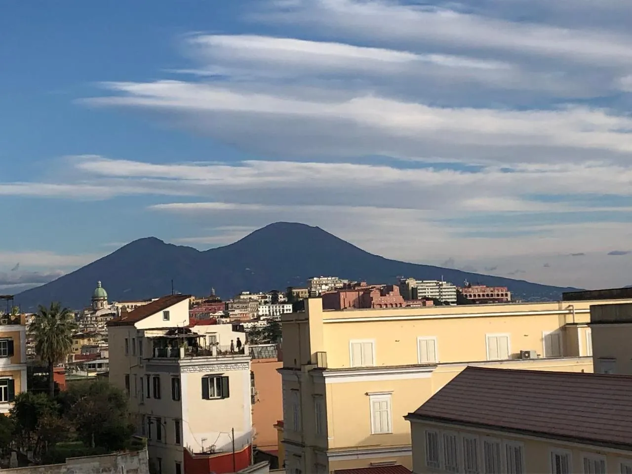 Specchio Di Parthenope B&B Naples Couette-café
